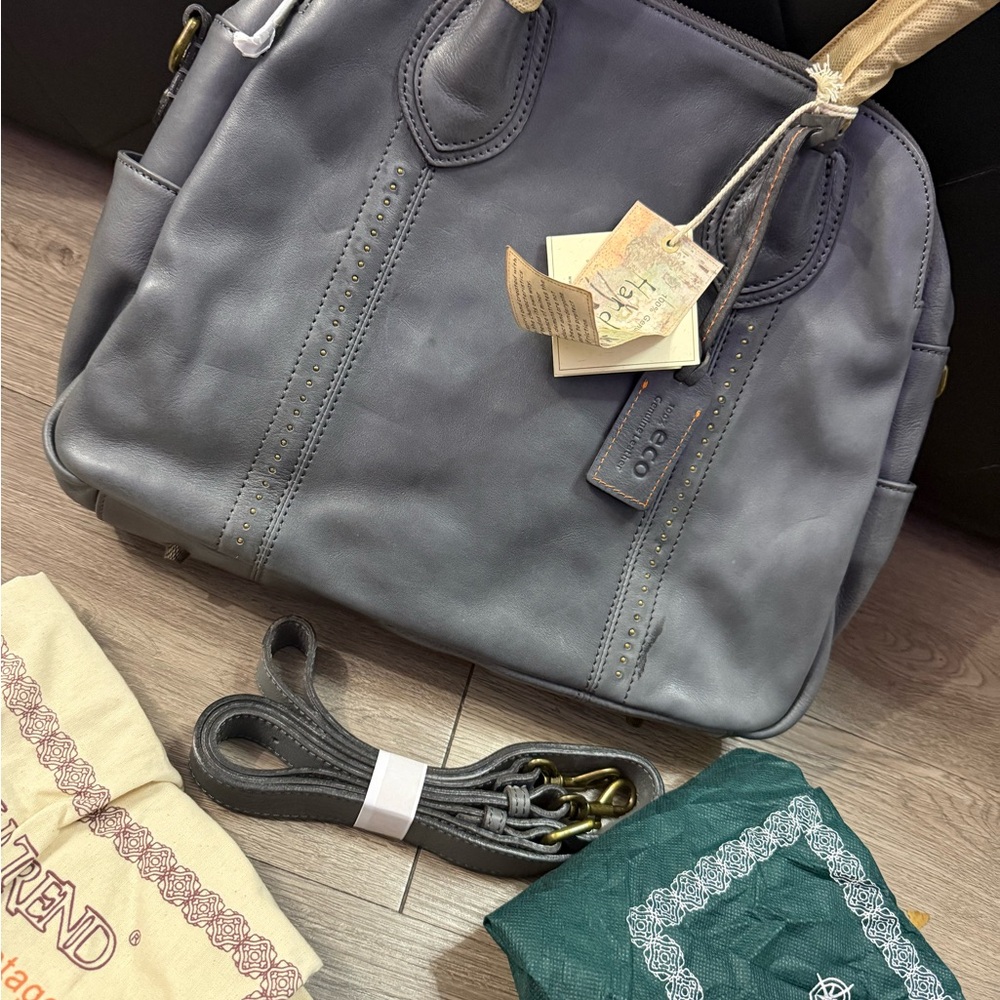 Modern Vintage Charcoal Leather Satchel - Picture 8 of 8
